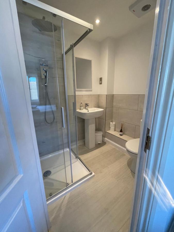 Beautiful Town House With Private Garden And Patio Villa Canford Magna Exterior foto